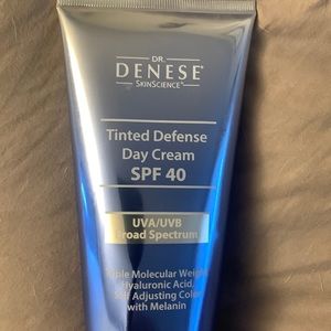 New sealed Dr Denese Tinted Defense Day Cream SOF 40